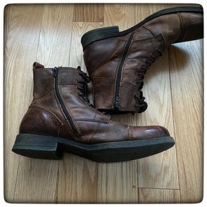 ☀️3 FOR $40☀️ Mens B2 Distressed Leather Boots
